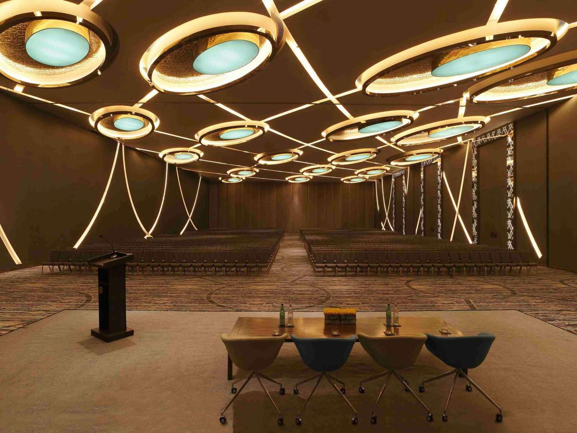 Novotel New Delhi Aerocity Екстериор снимка