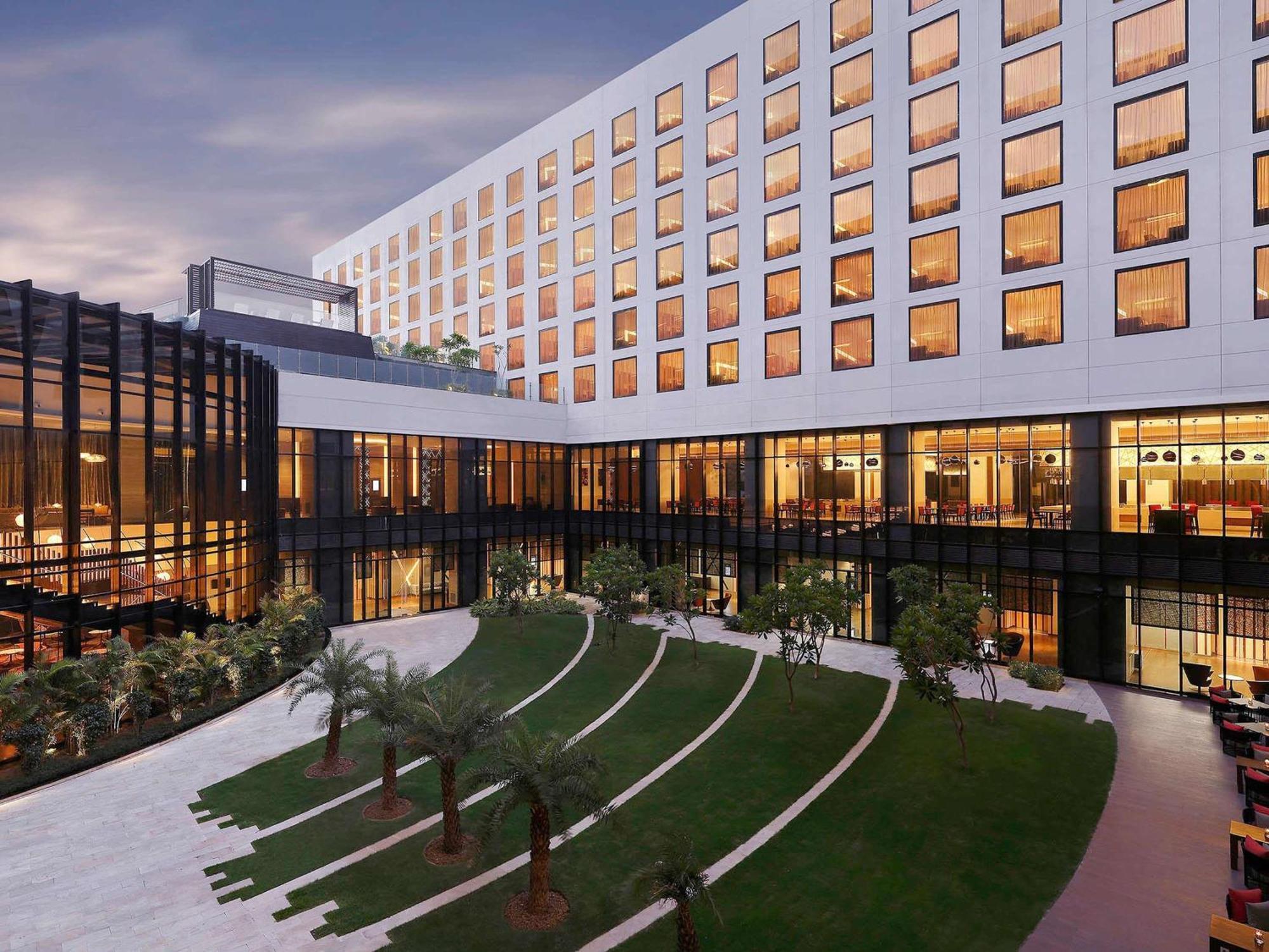Novotel New Delhi Aerocity Екстериор снимка